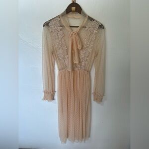 Elegant Lace Long Sleeve Dress